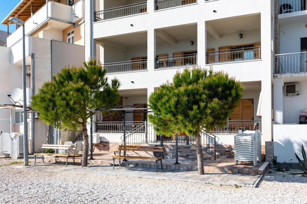 Apartments Lea Подстрана Екстер'єр фото