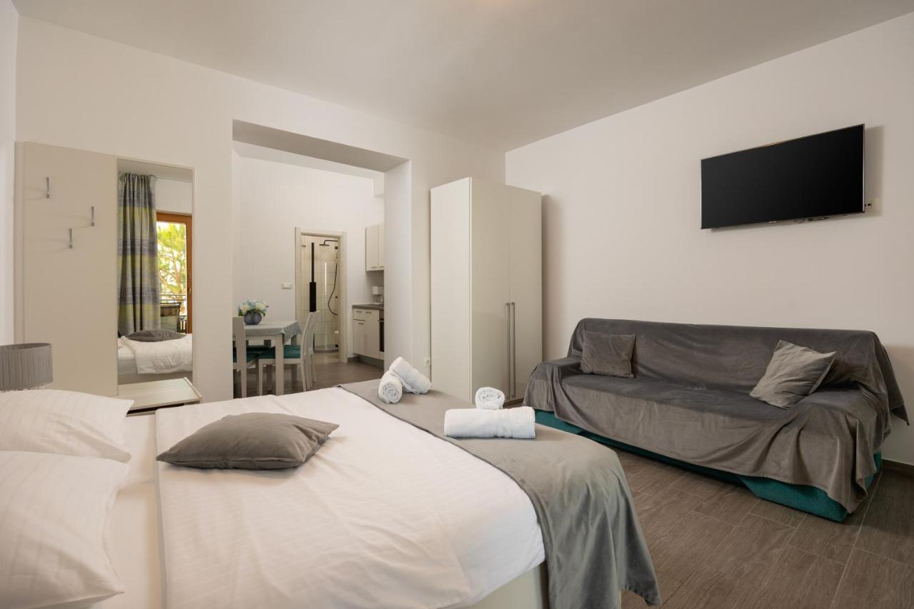 Apartments Lea Подстрана Екстер'єр фото
