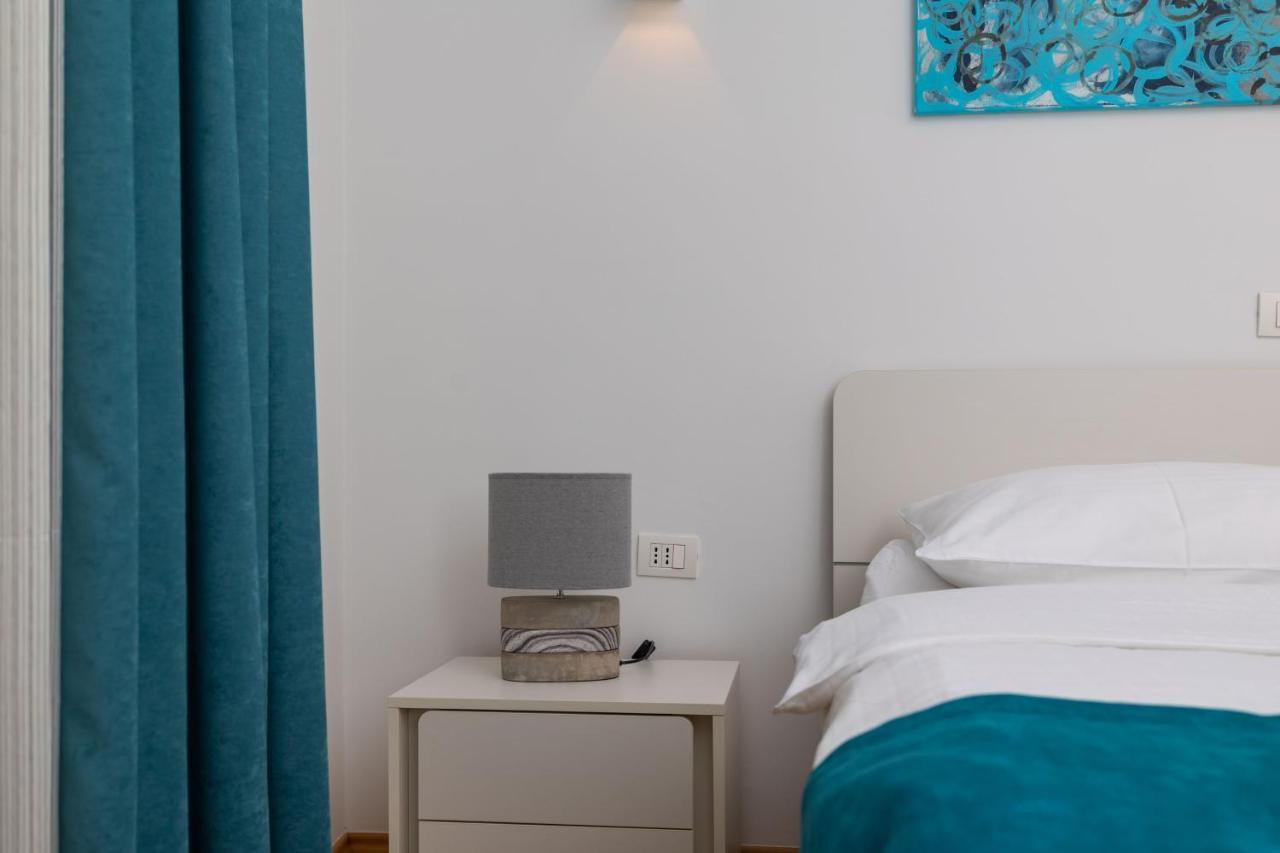 Apartments Lea Подстрана Екстер'єр фото