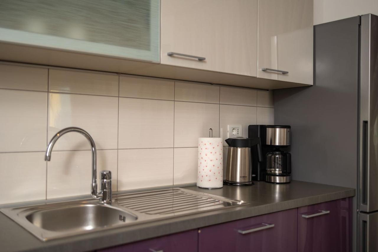 Apartments Lea Подстрана Екстер'єр фото