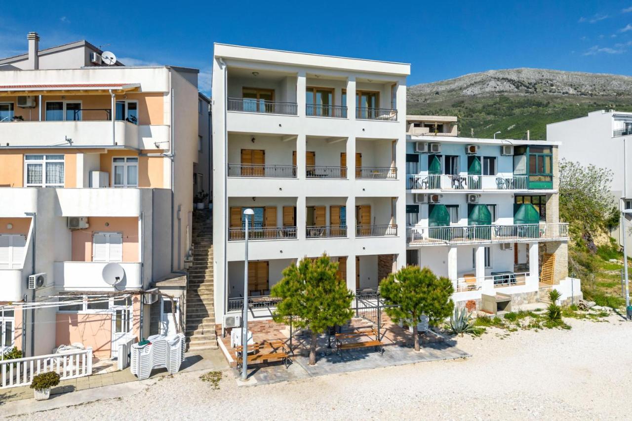 Apartments Lea Подстрана Екстер'єр фото