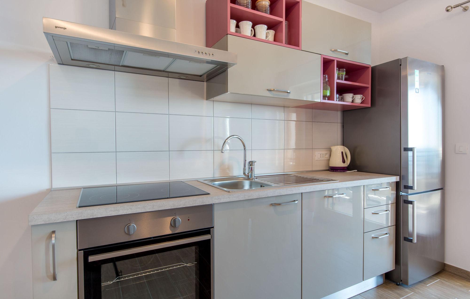 Apartments Lea Подстрана Екстер'єр фото